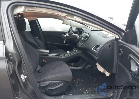 2015 Chrysler 200 Limited from USA, damaged, VIN 1C3CCCAB2FN614621